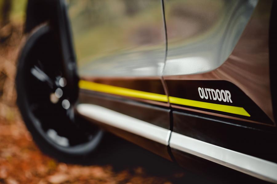 Детали экстерьера Mitsubishi Eclipse Cross Outdoor 2020 года  (LA) (фото 6 из 10)